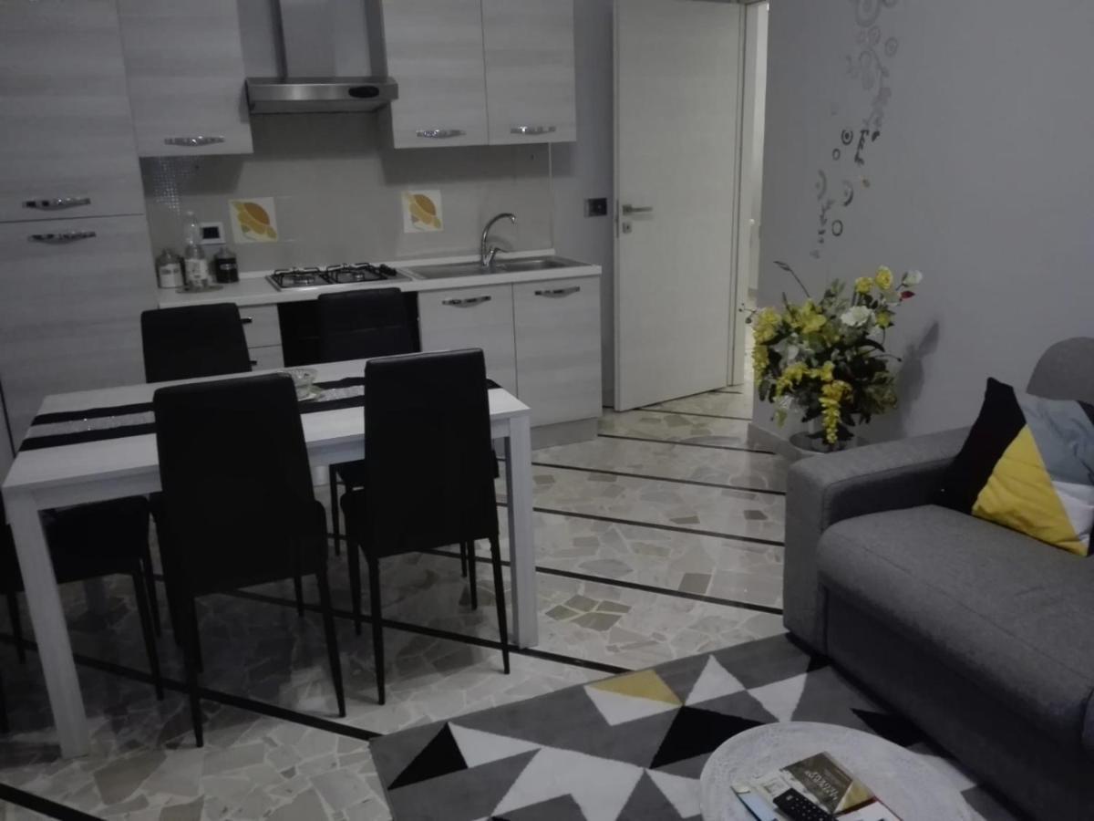 Ylli House Sanremo Apartment Bagian luar foto